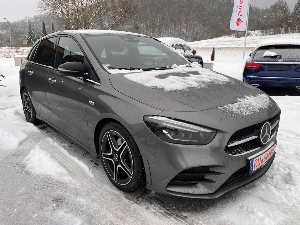 Mercedes-Benz B 220 2021
