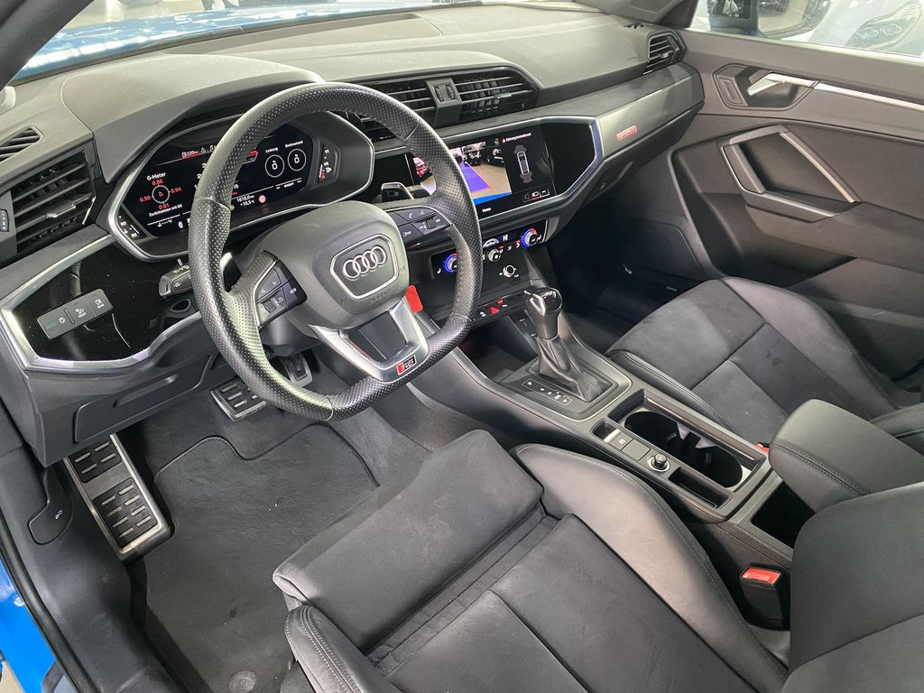 Audi RSQ3 2023