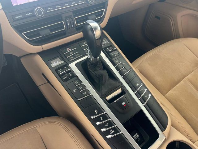 Porsche Macan 2020