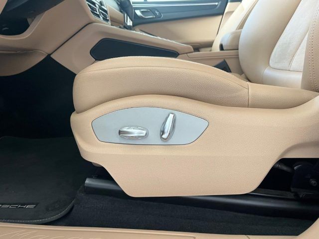Porsche Macan 2020