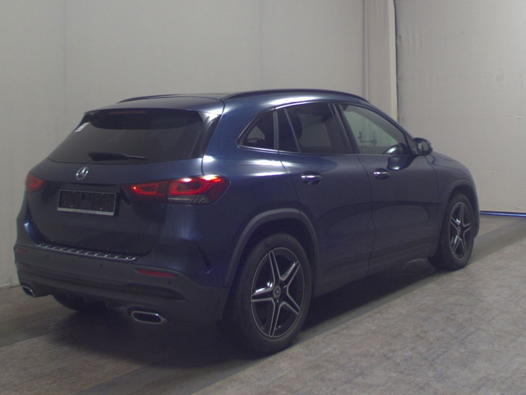 Mercedes-Benz GLA 220 2022