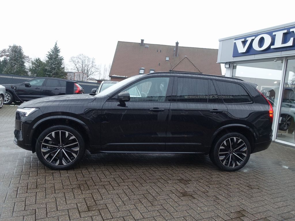 Volvo XC90 2025