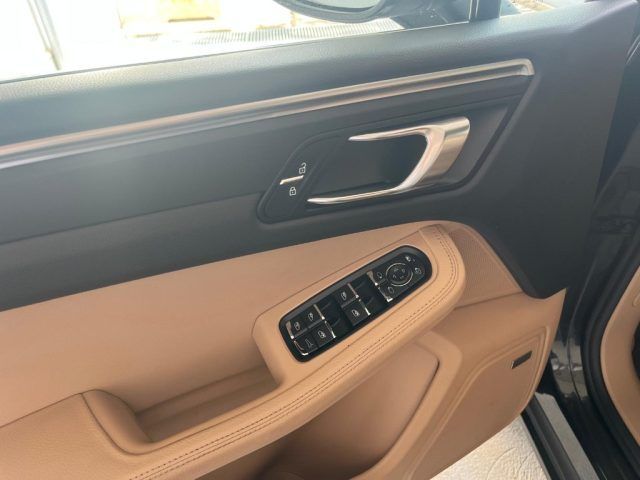 Porsche Macan 2020