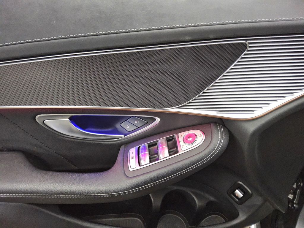 Mercedes-Benz EQC 2023