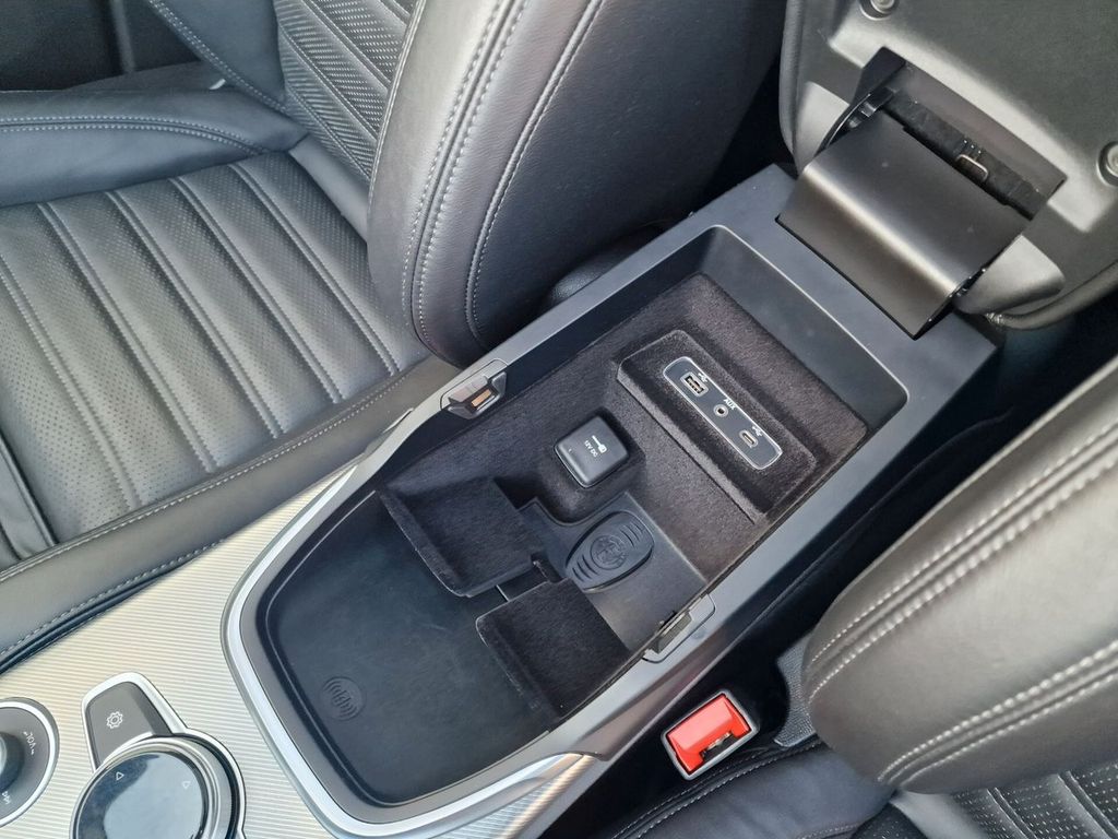 Alfa Romeo Stelvio 2020