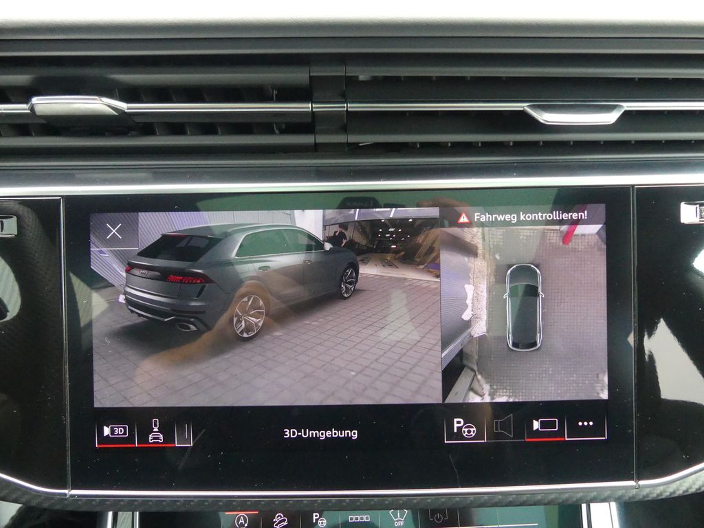 Audi RSQ8 2024