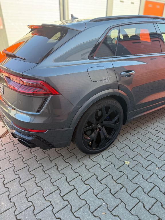 Audi RSQ8 2020