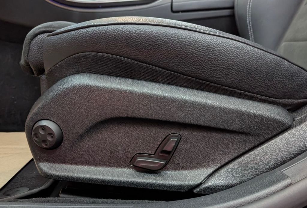 Mercedes-Benz E 300 2020