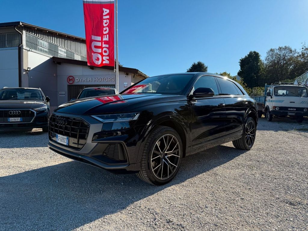Audi Q8 2021