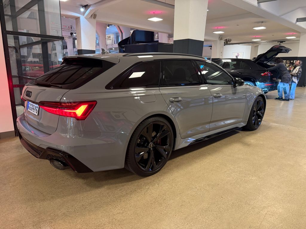 Audi RS6 2023