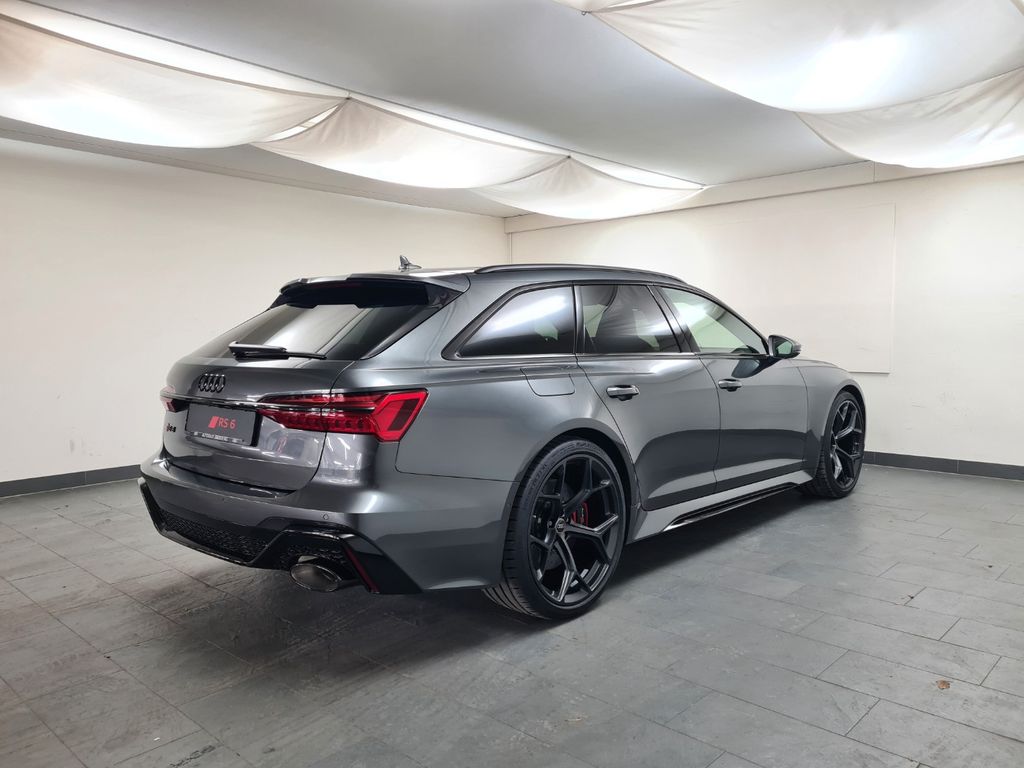 Audi RS6 2025
