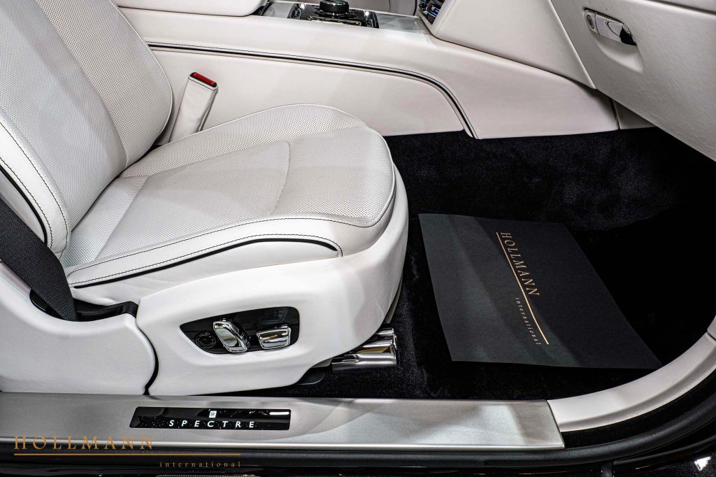 Rolls-Royce Spectre