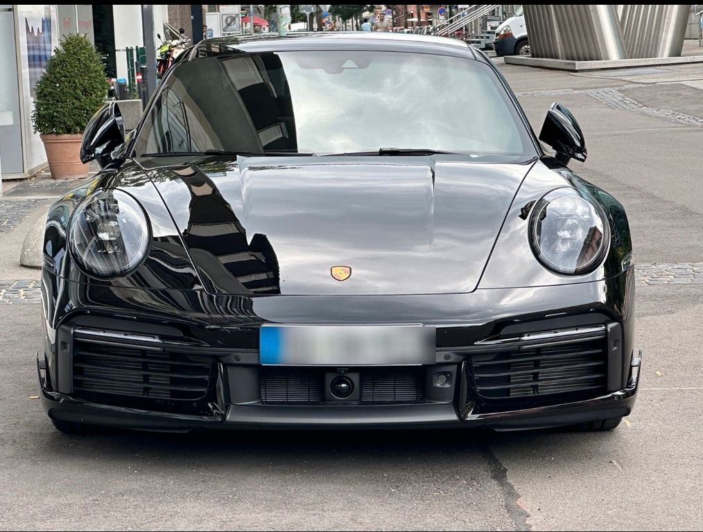 Porsche 992 2023