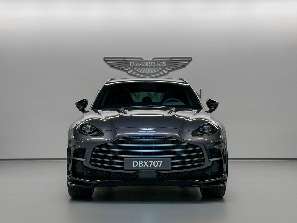 Aston Martin DBX