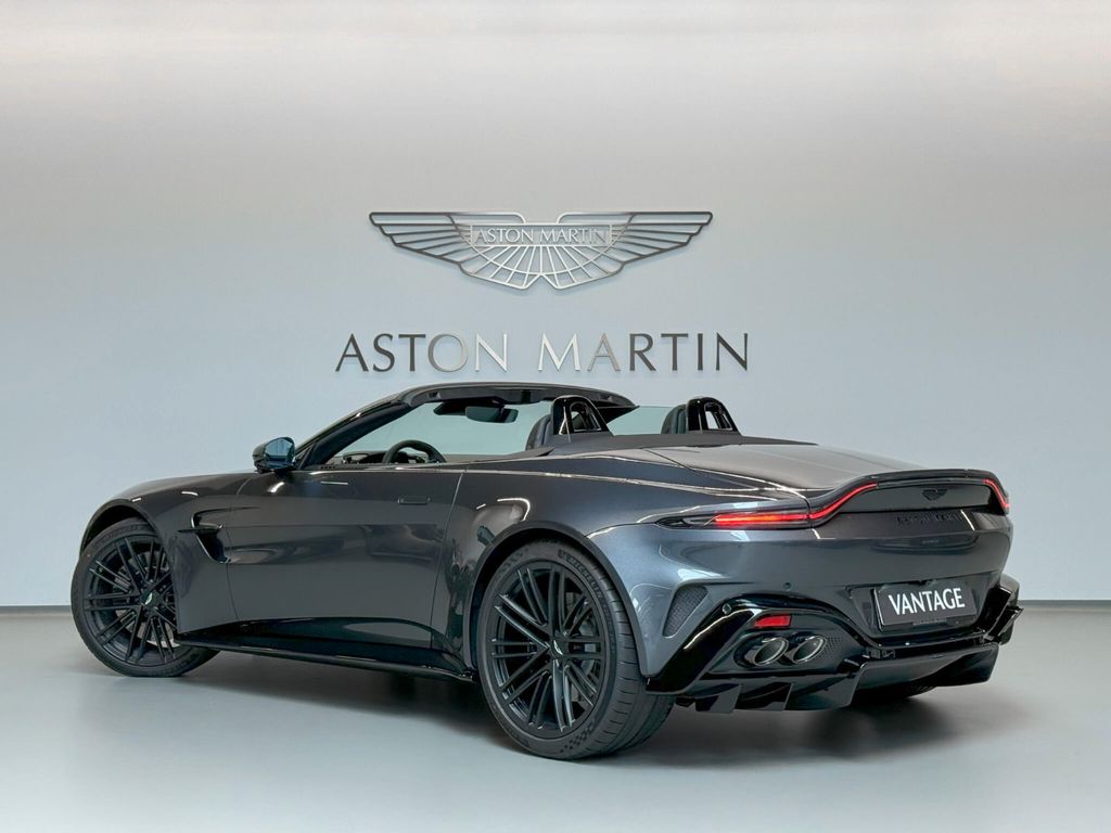 Aston Martin V8 Vantage 2025