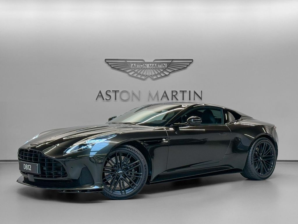 Aston Martin DB12