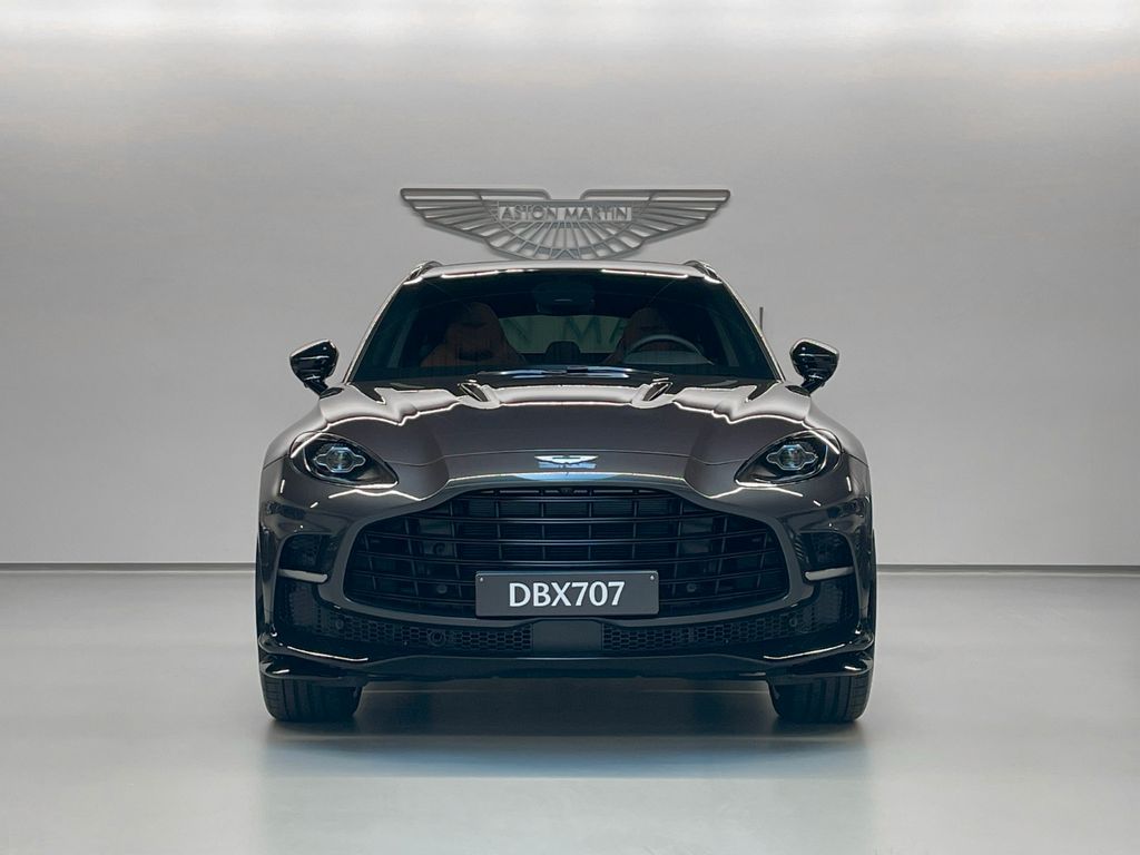 Aston Martin DBX