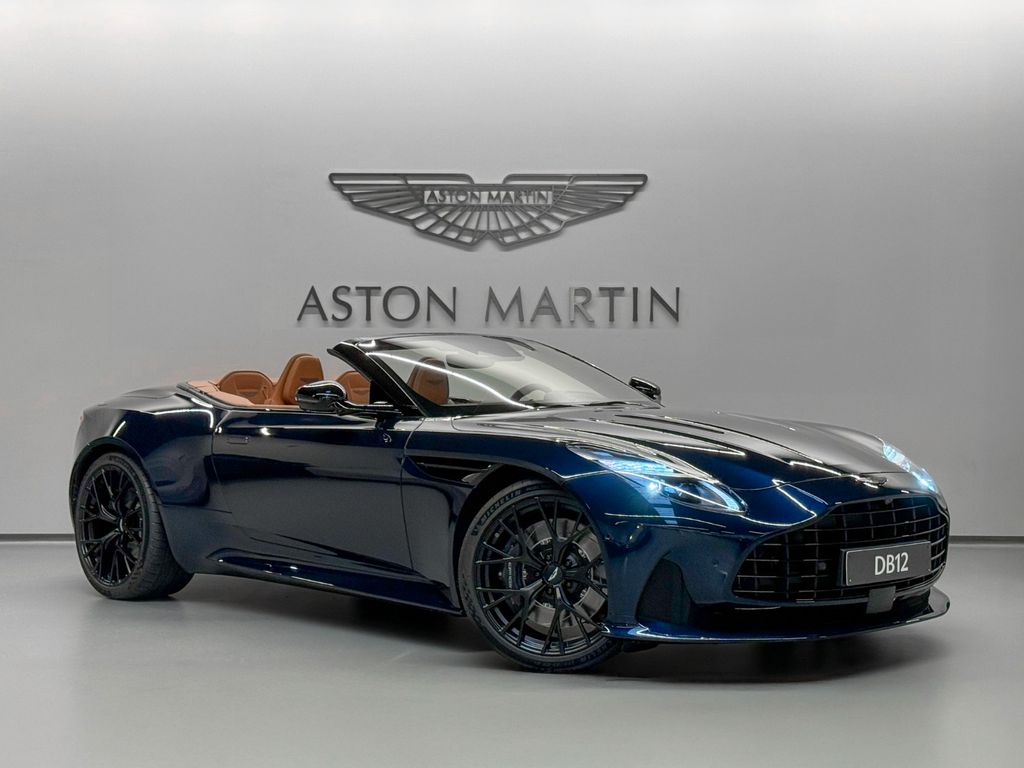 Aston Martin DB12