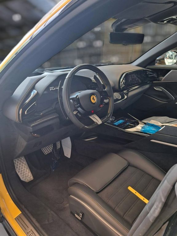 Ferrari Purosangue 2026