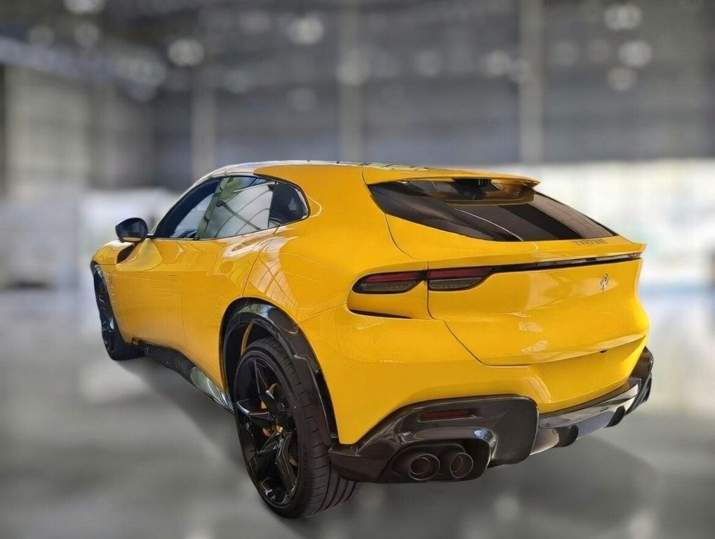 Ferrari Purosangue 2026