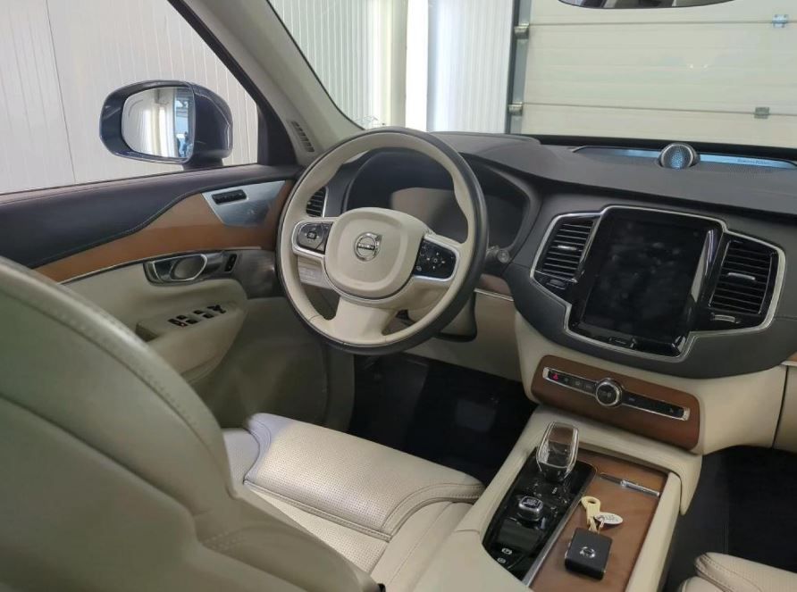 Volvo XC90 2021