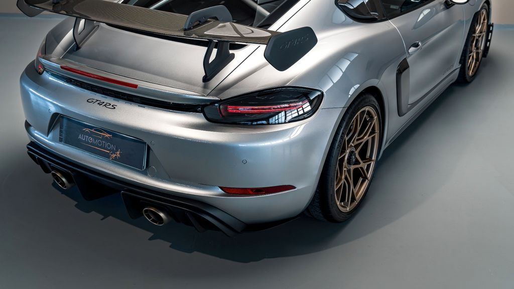Porsche Cayman 2023