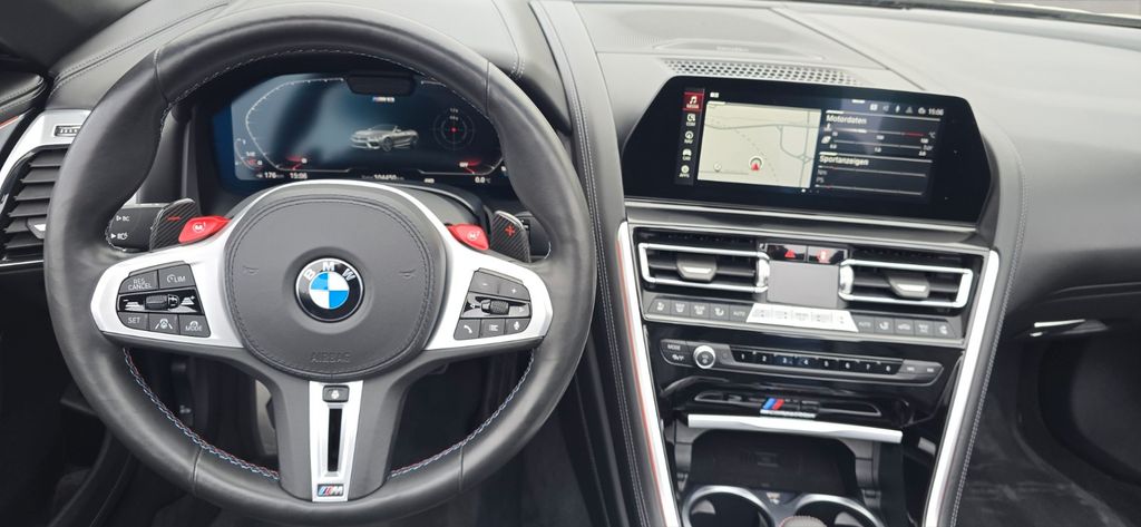 BMW M8 2021