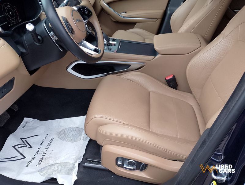 Jaguar F-Pace 2022