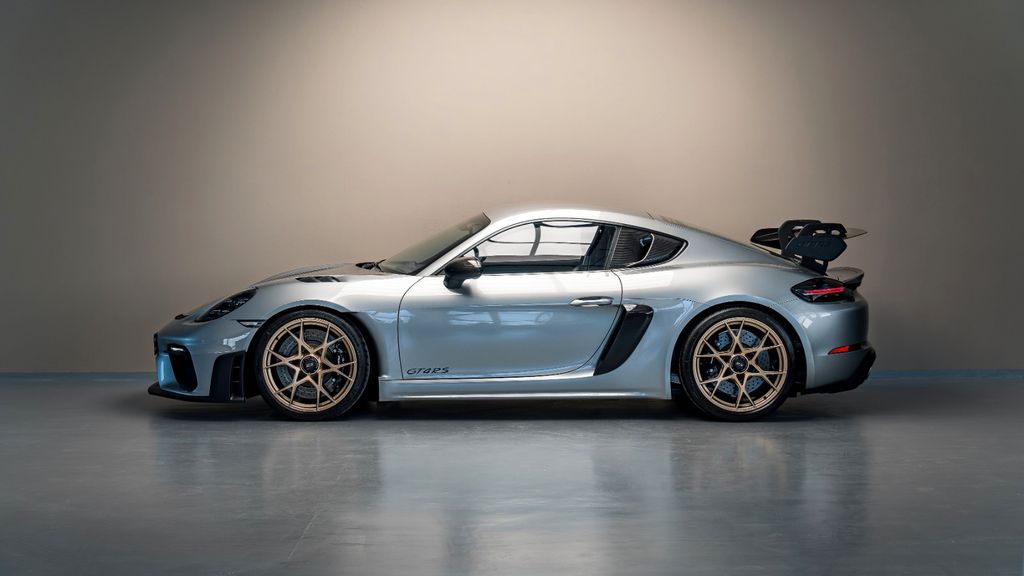 Porsche Cayman 2023