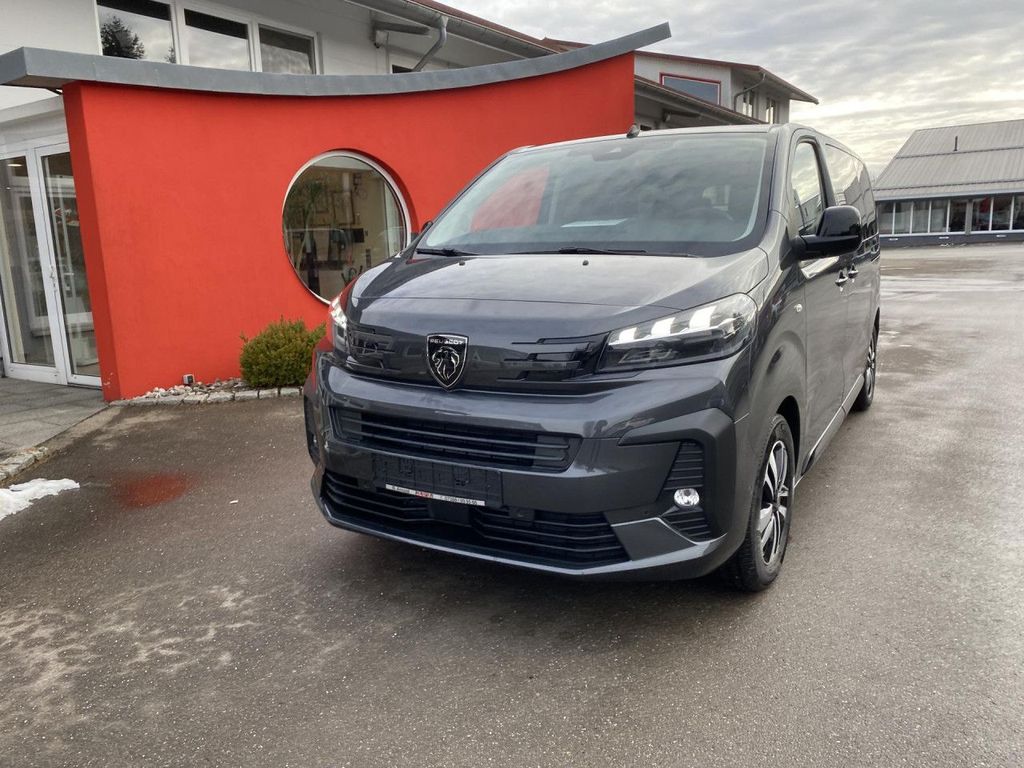 Peugeot Traveller