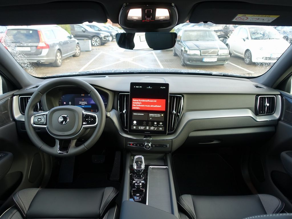 Volvo XC60 2025