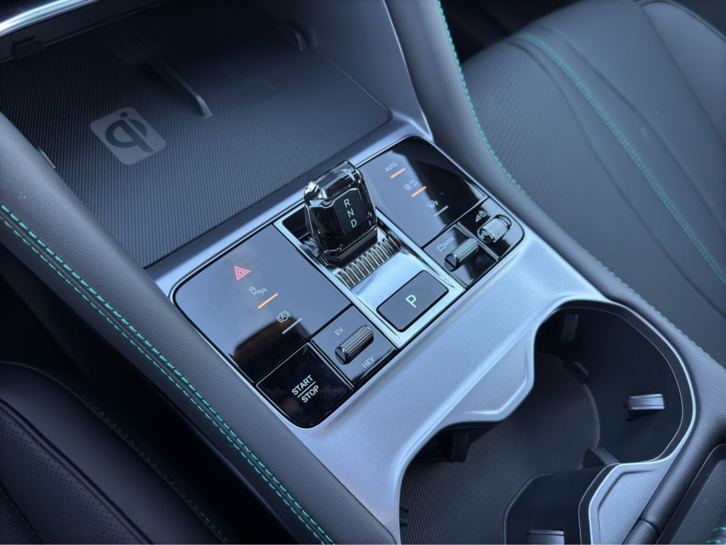 BYD SEAL U