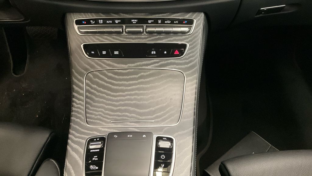 Mercedes-Benz E 300 2021