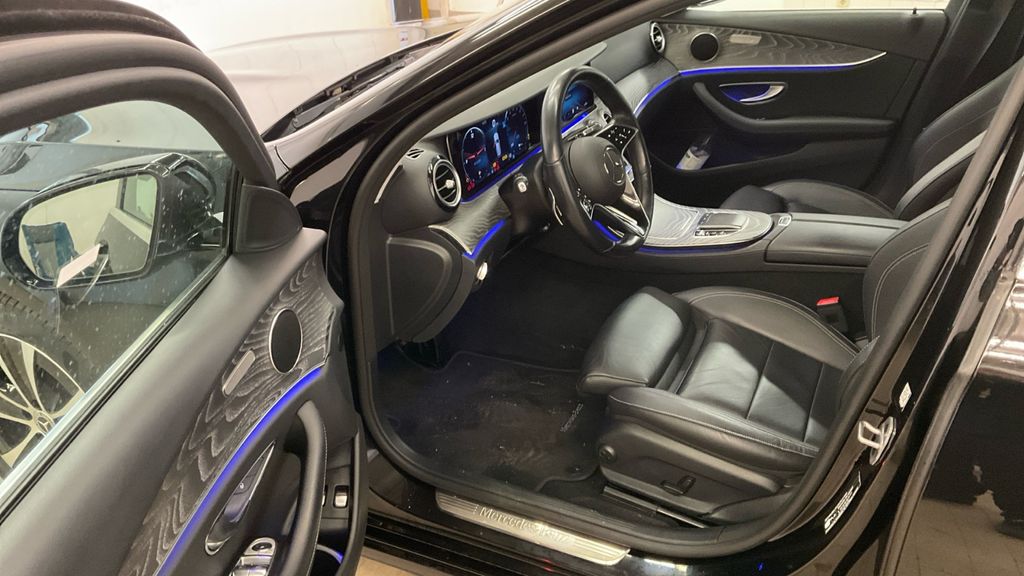 Mercedes-Benz E 300 2021