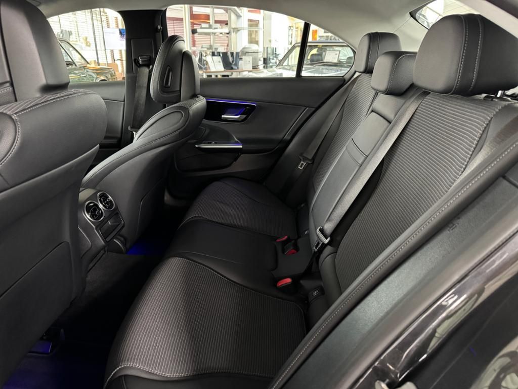 Mercedes-Benz C 200 2024