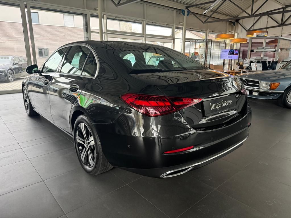 Mercedes-Benz C 200 2024