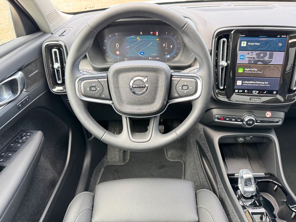 Volvo XC40 2024