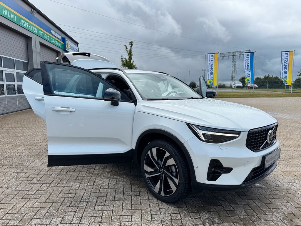 Volvo XC40 2024