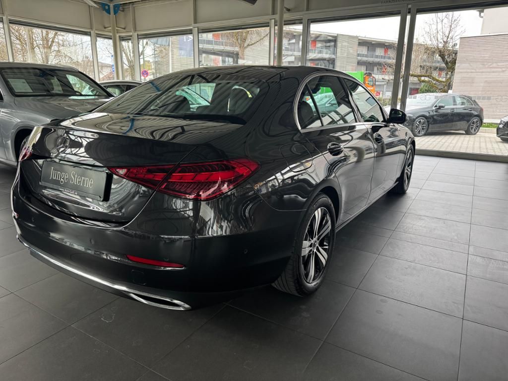 Mercedes-Benz C 200 2024