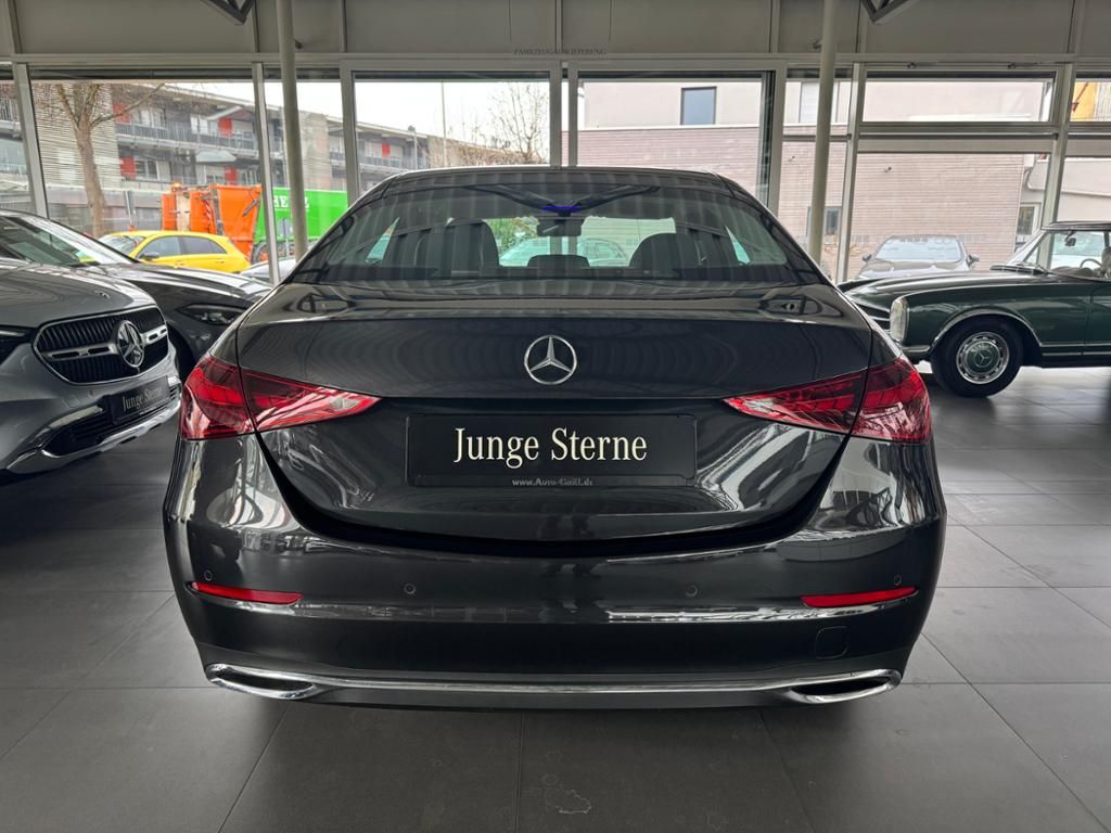Mercedes-Benz C 200 2024