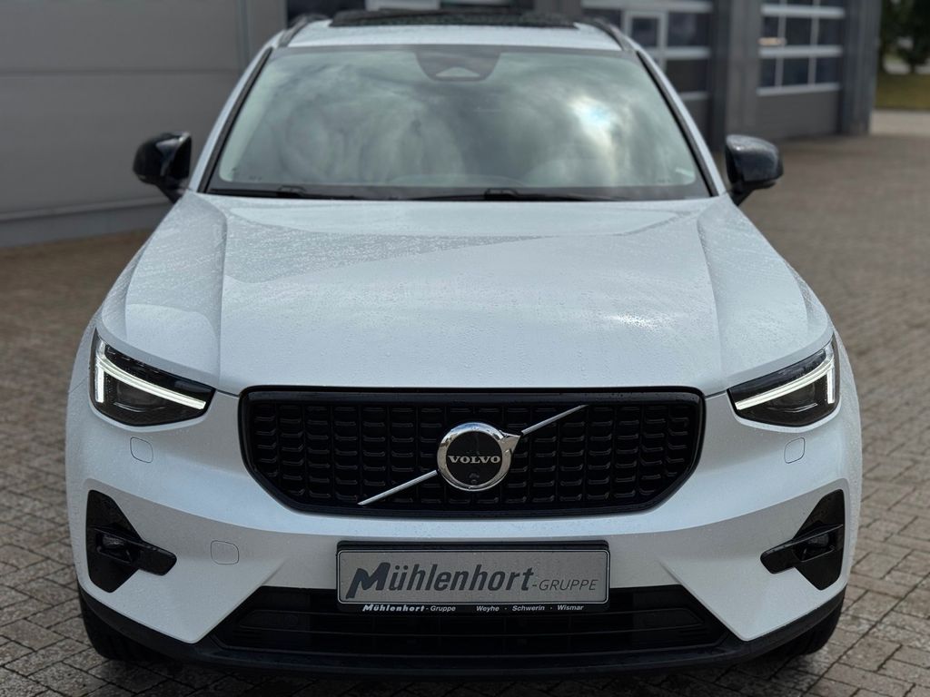 Volvo XC40 2024