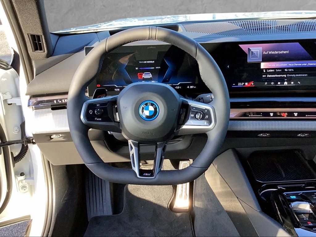 BMW i5 2025