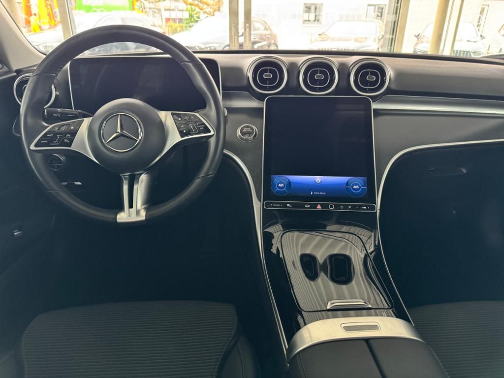 Mercedes-Benz C 200 2024