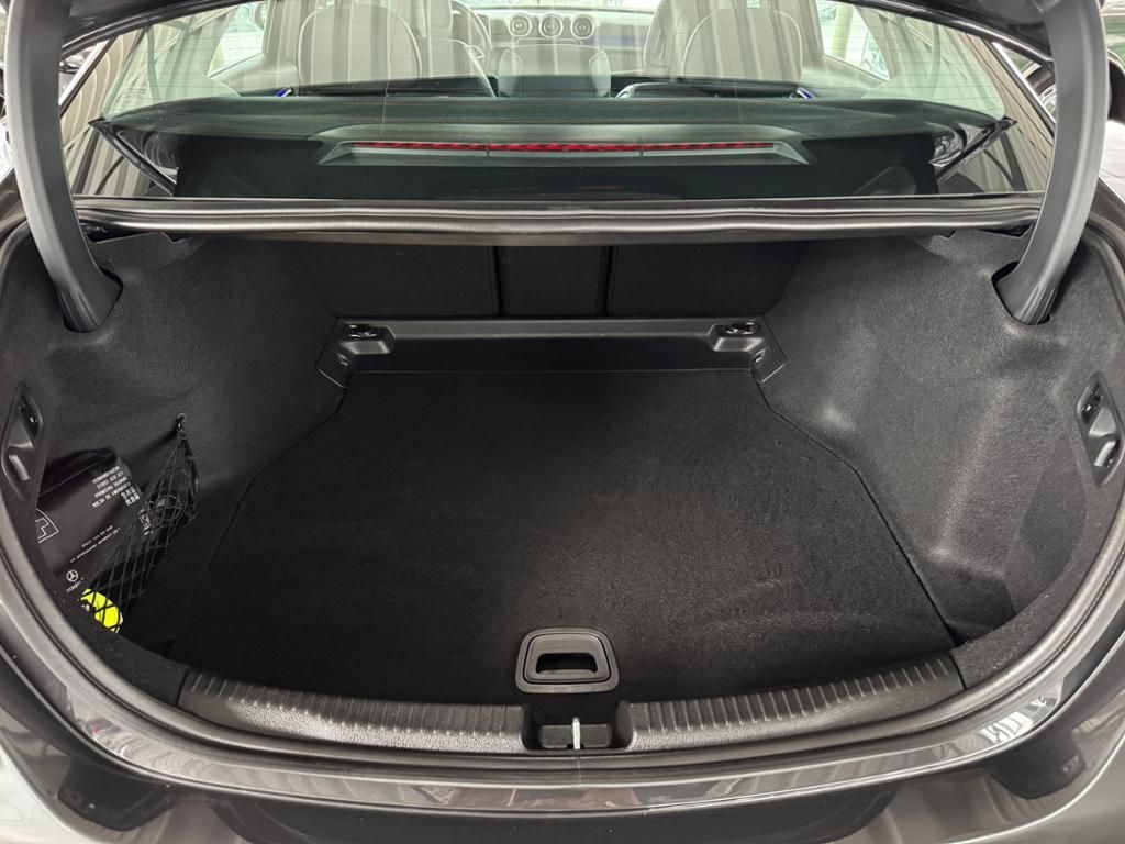 Mercedes-Benz C 200 2024