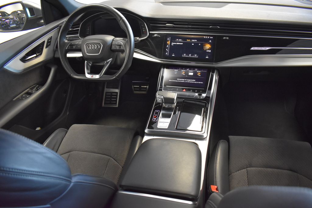 Audi SQ8 2020