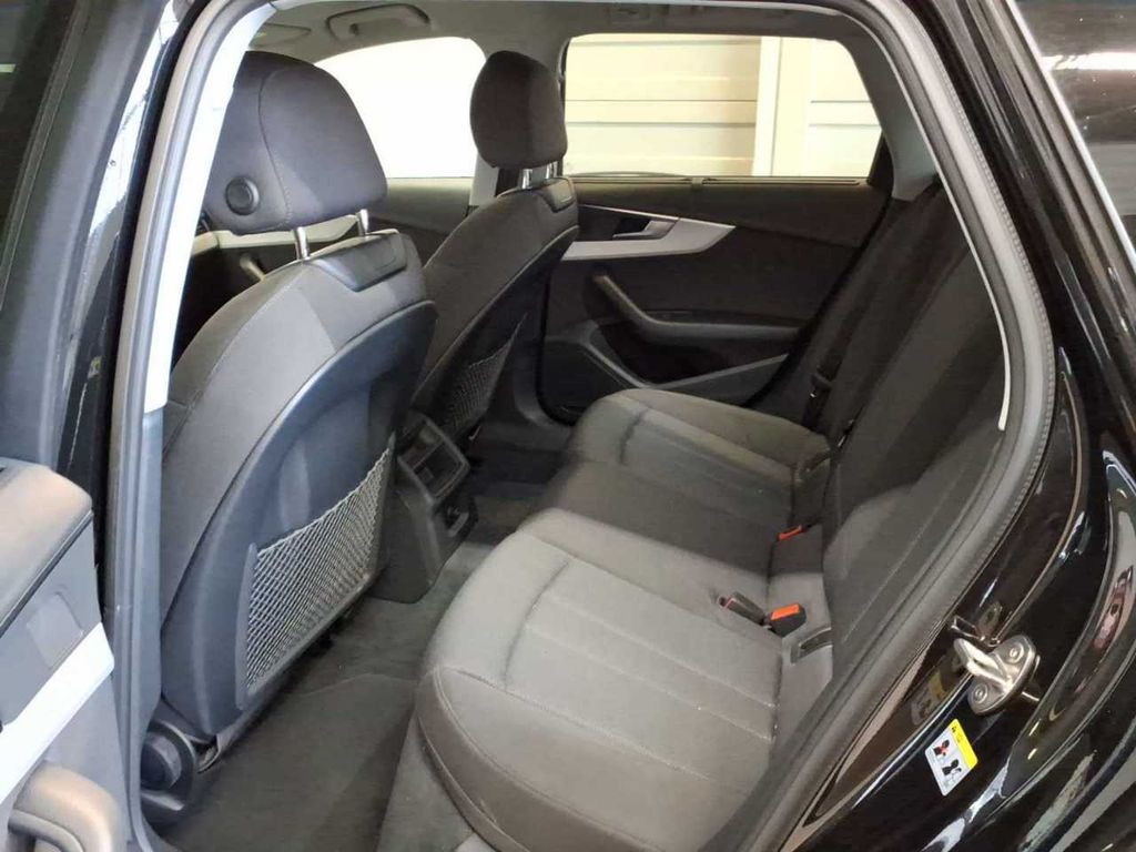 Audi A4 2021
