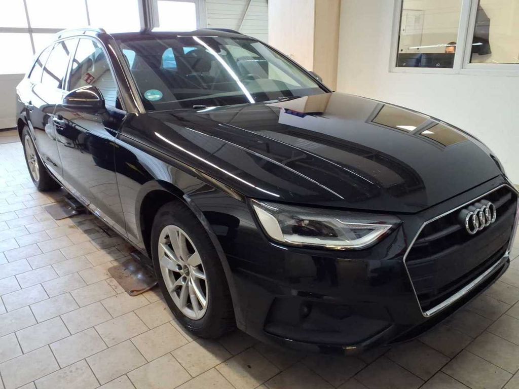 Audi A4 2021