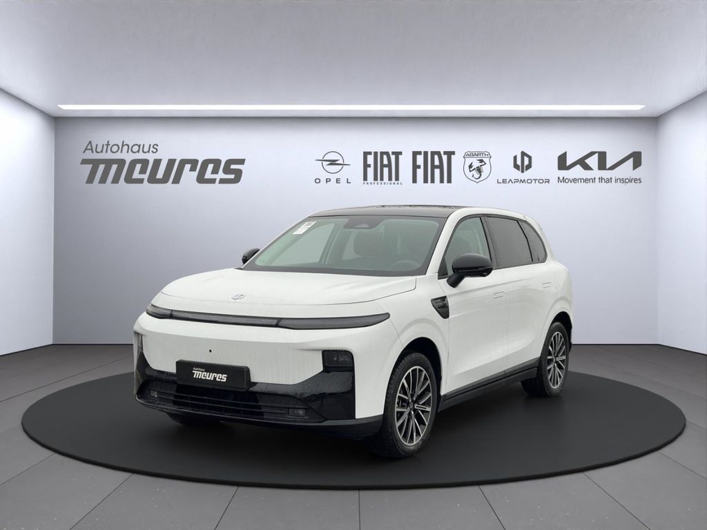 Leapmotor B10