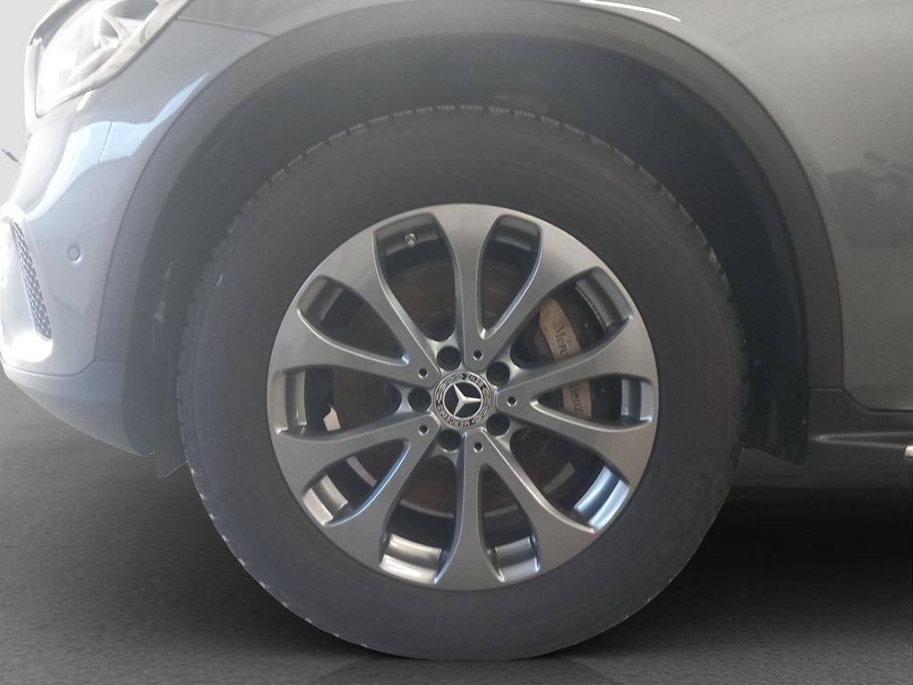 Mercedes-Benz GLC 300 2022
