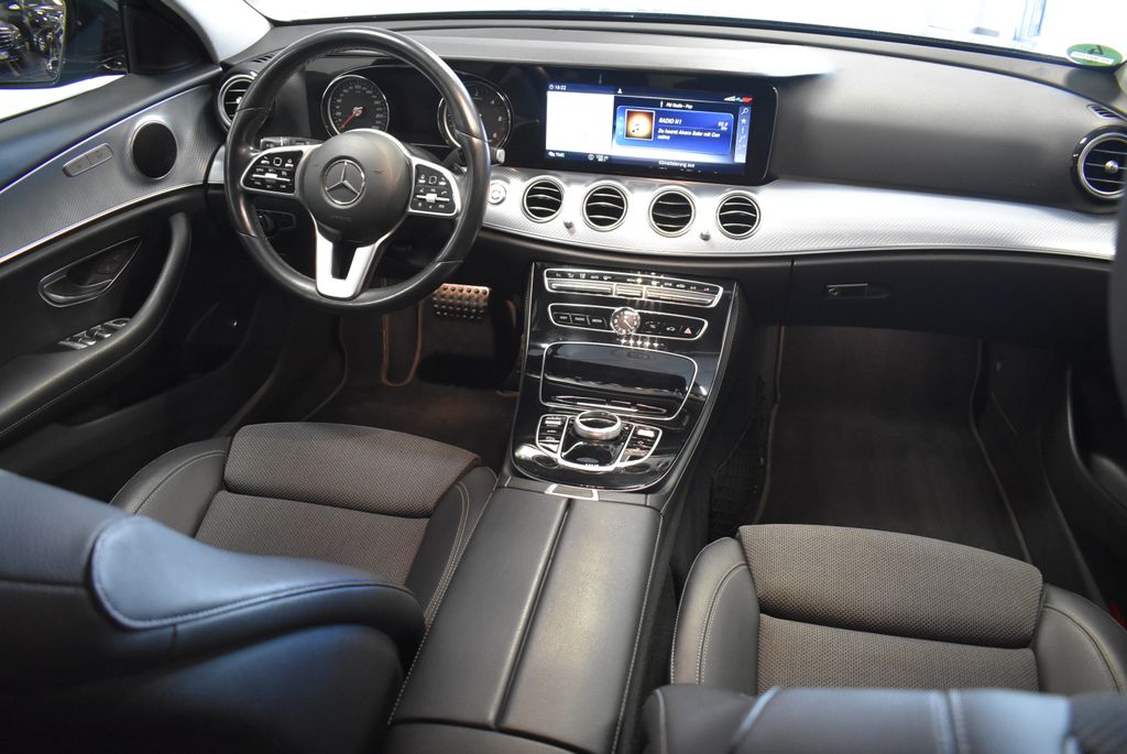Mercedes-Benz E 400 2019